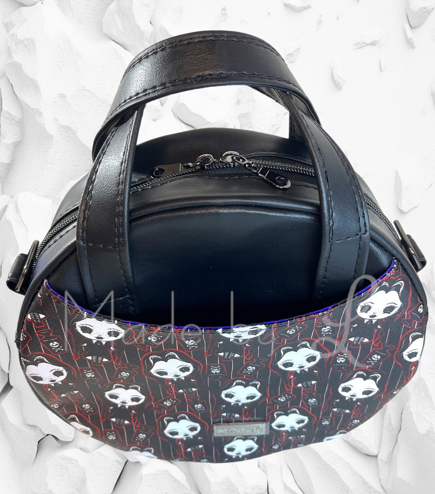 Day Starting With W Circle Bag